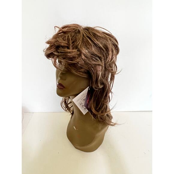 Layered Shoulder Length Women's Wig Bangs Premium Synthetic Hair dark Blonde - Picture 5 of 16